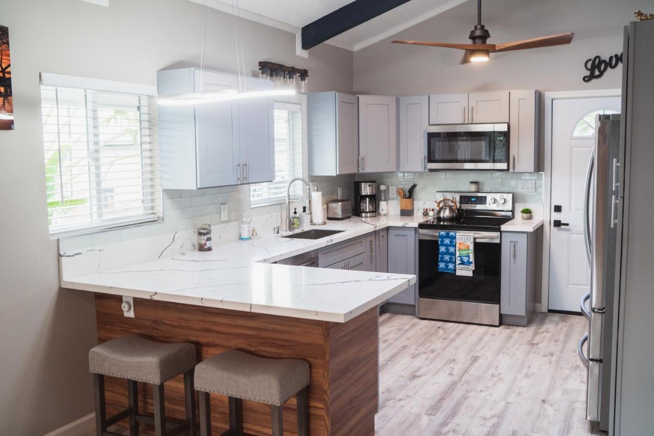 Spacious 2 Bedroom Beach House With King Suite Waianae Экстерьер фото